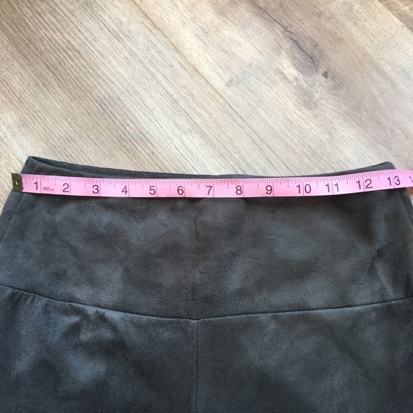 J. McLaughlin Lori Faux Suede Pants Olive XS - Picture 8 of 13